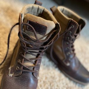 Brown/Tan Boots